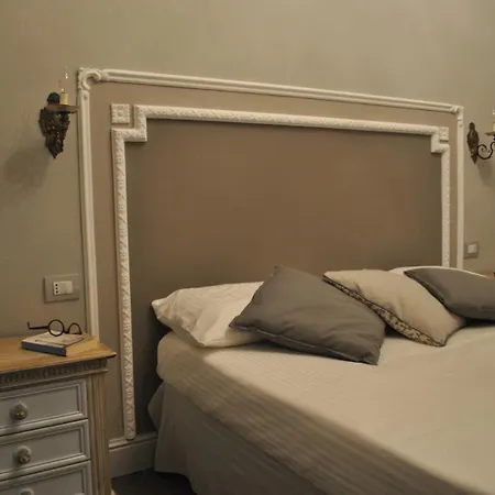 Pensión San Tomaso Pietra Ligure