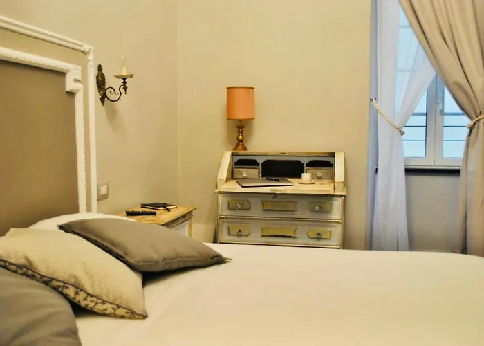 San Tomaso Pensión Pietra Ligure