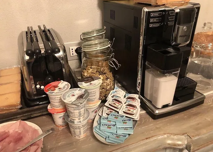 San Tomaso Pensión Pietra Ligure